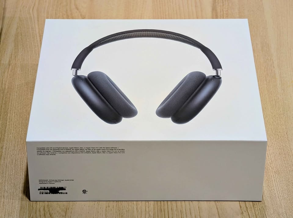 Sealed Apple AirPods Max USB-C (Midnight) - New - photo 4