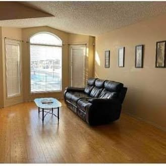 Private room for rent - photo 3