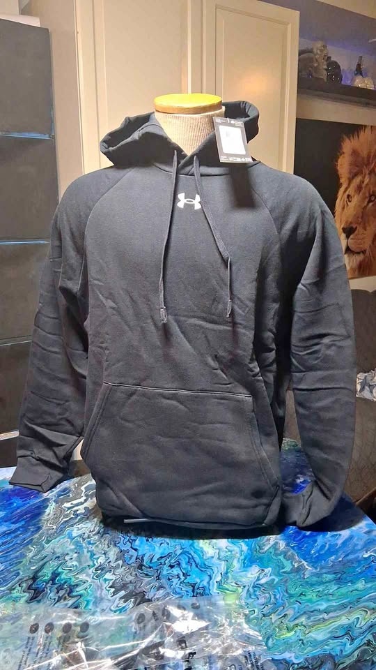 Underarmour black hoodie - medium