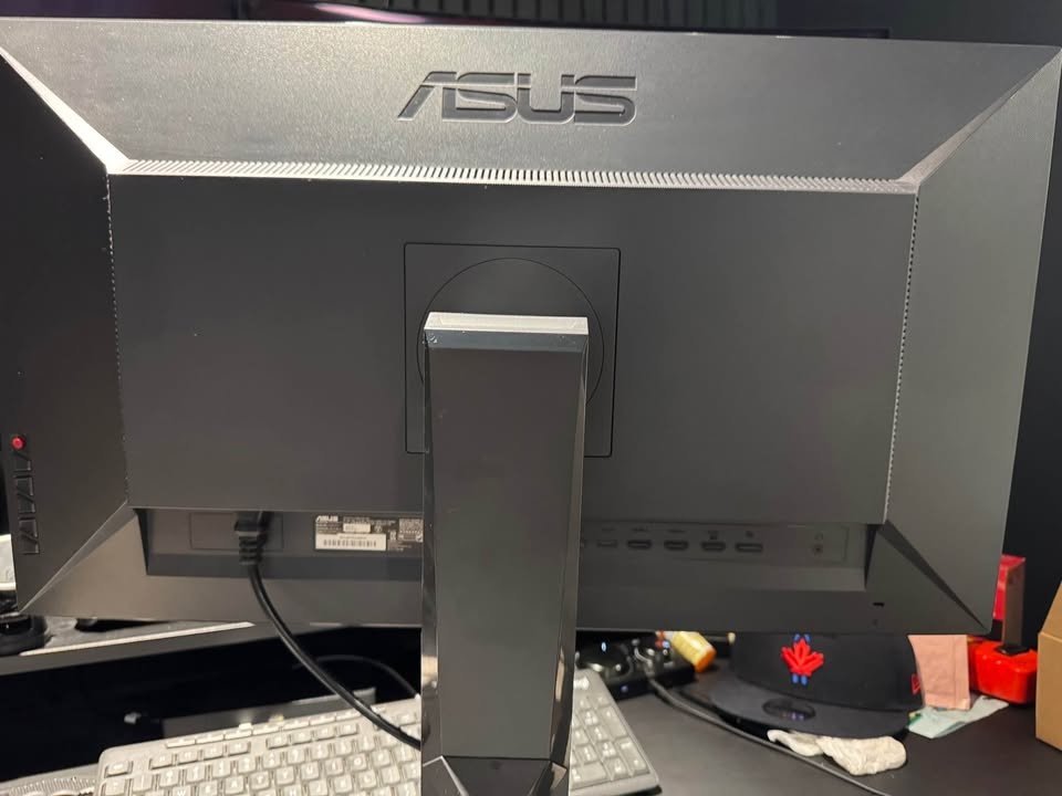 ASUS MG28UQ 28" 4K Gaming Monitor - 1ms, Adaptive Sync - photo 2