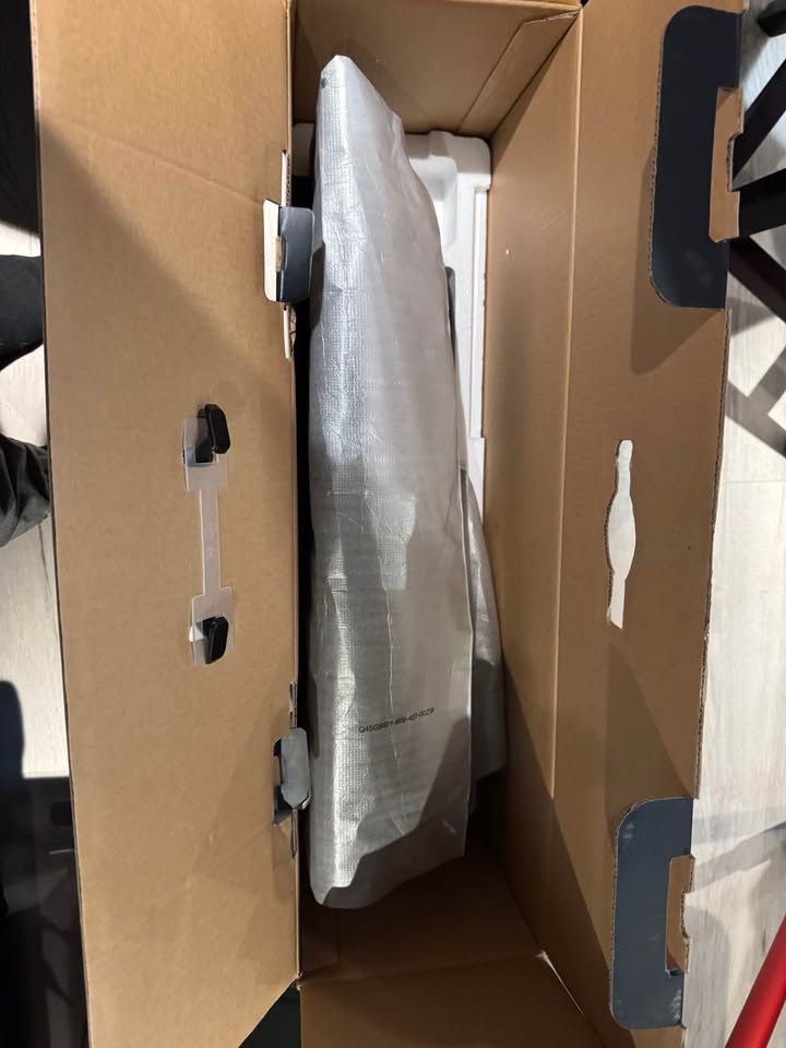 ASUS MG28UQ 28" 4K Gaming Monitor - 1ms, Adaptive Sync - photo 3