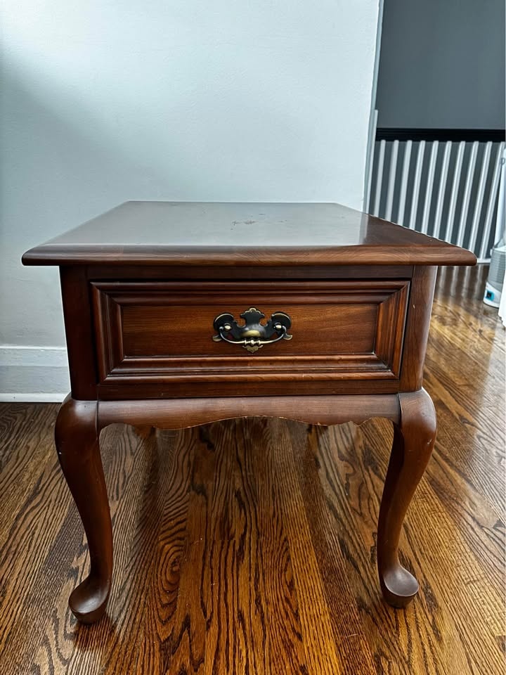 Gibbard Solid Wood End Table - photo 2
