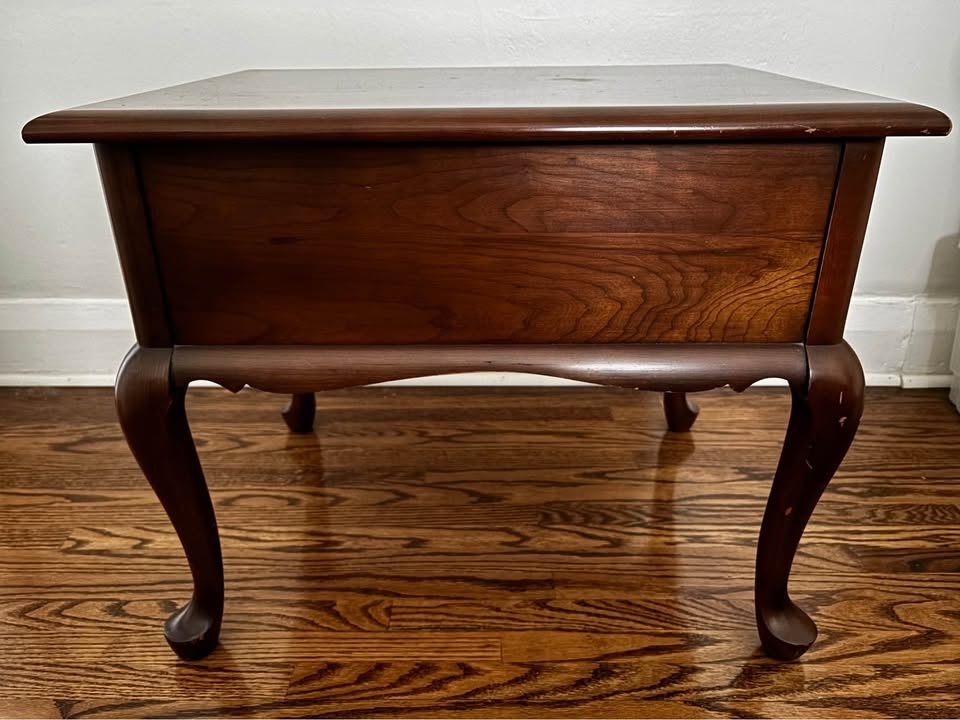 Gibbard Solid Wood End Table - photo 4