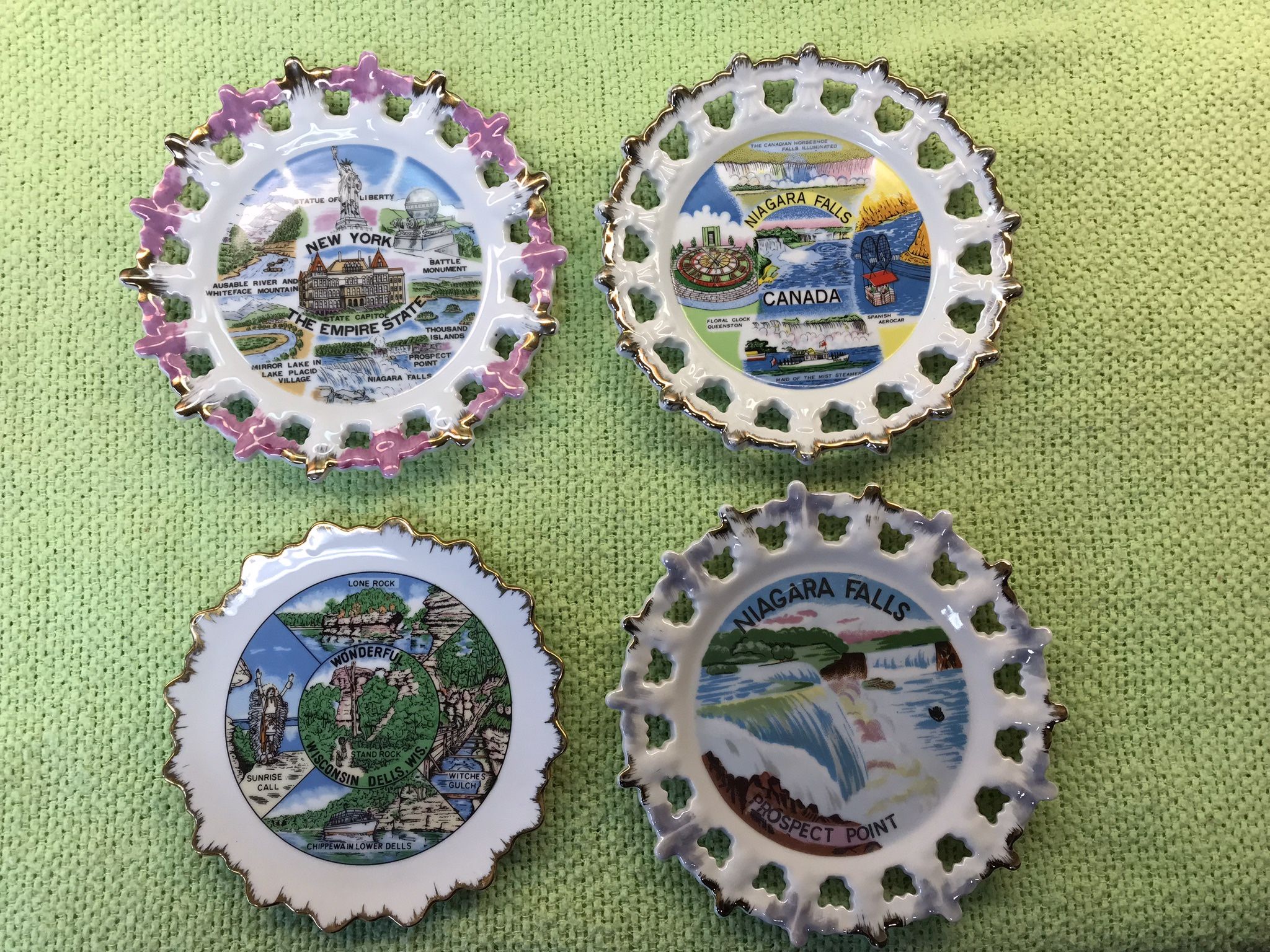Set of 8 Vintage Porcelain Collector Plates - photo 2