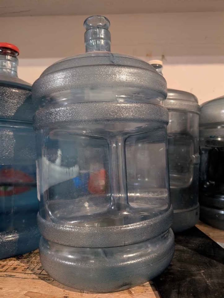 18L (5 Gallon) Water Jugs – DIY / Garden Use (Bulk Lot) - photo 2