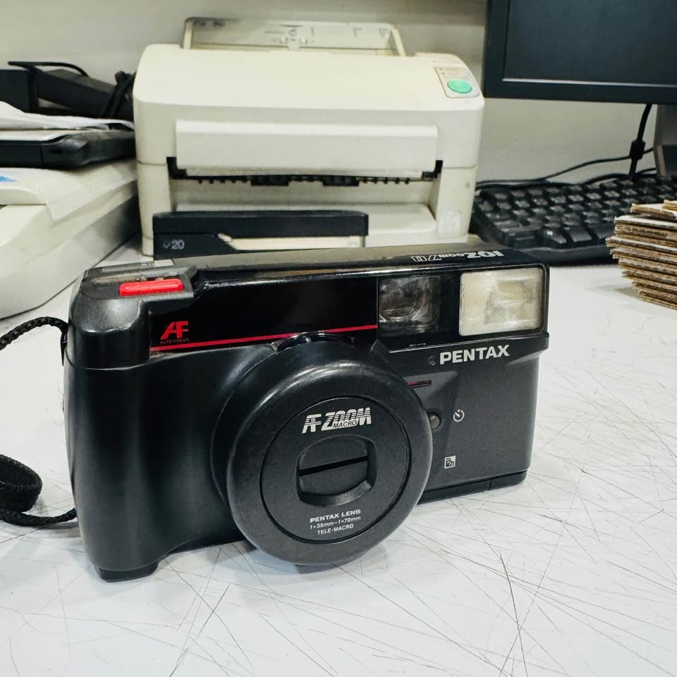 Pentax AF Zoom Film Camera with Flash Only Parts