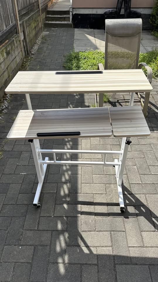 Adjustable Mobile Computer Desk - photo 2