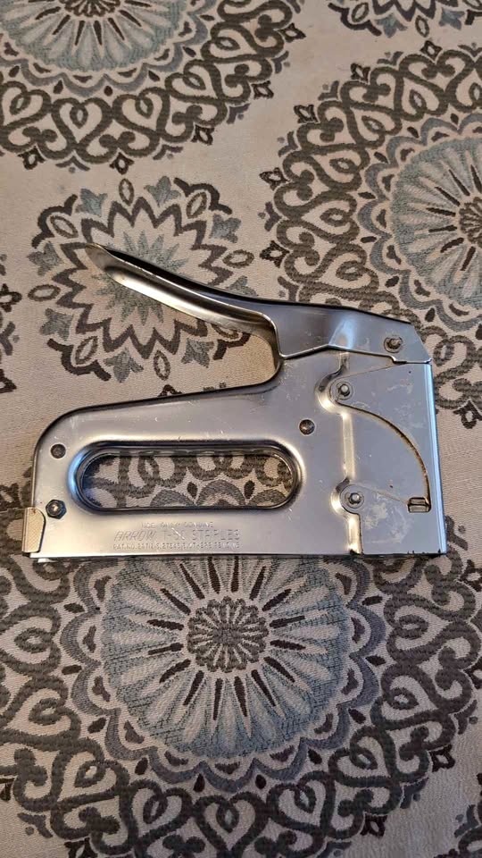 Arrow T-50 Staple Gun