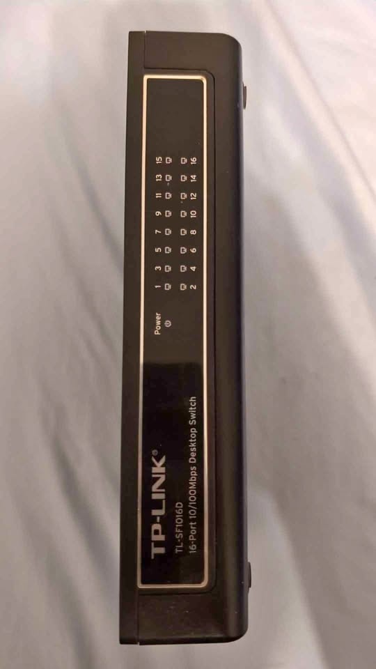 TP-Link 16-Port Desktop Switch (TL-SF1016D) - As-Is