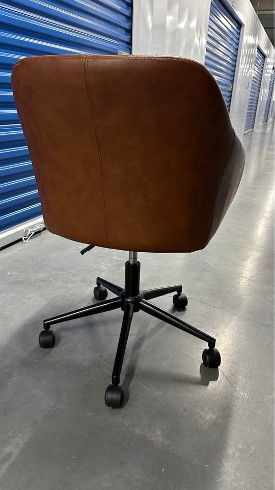 Stylish Brown Faux Leather Office Chair - photo 2
