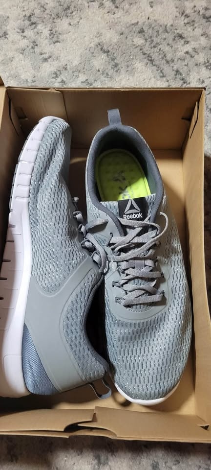 Rebook Men running shoes US 13 - photo 2