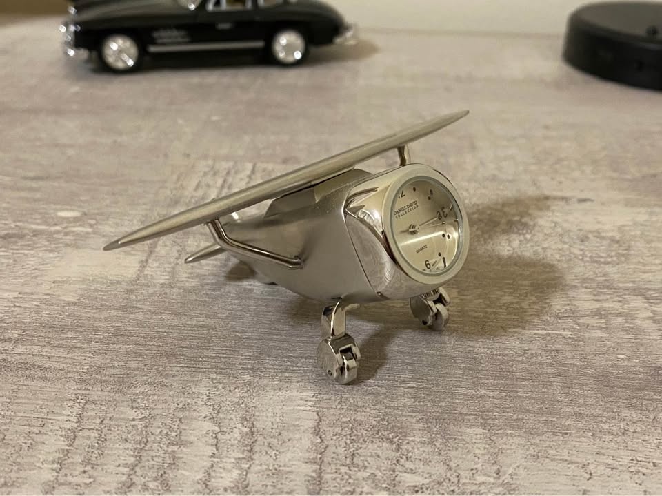 Aircraft Table Clock - photo 2