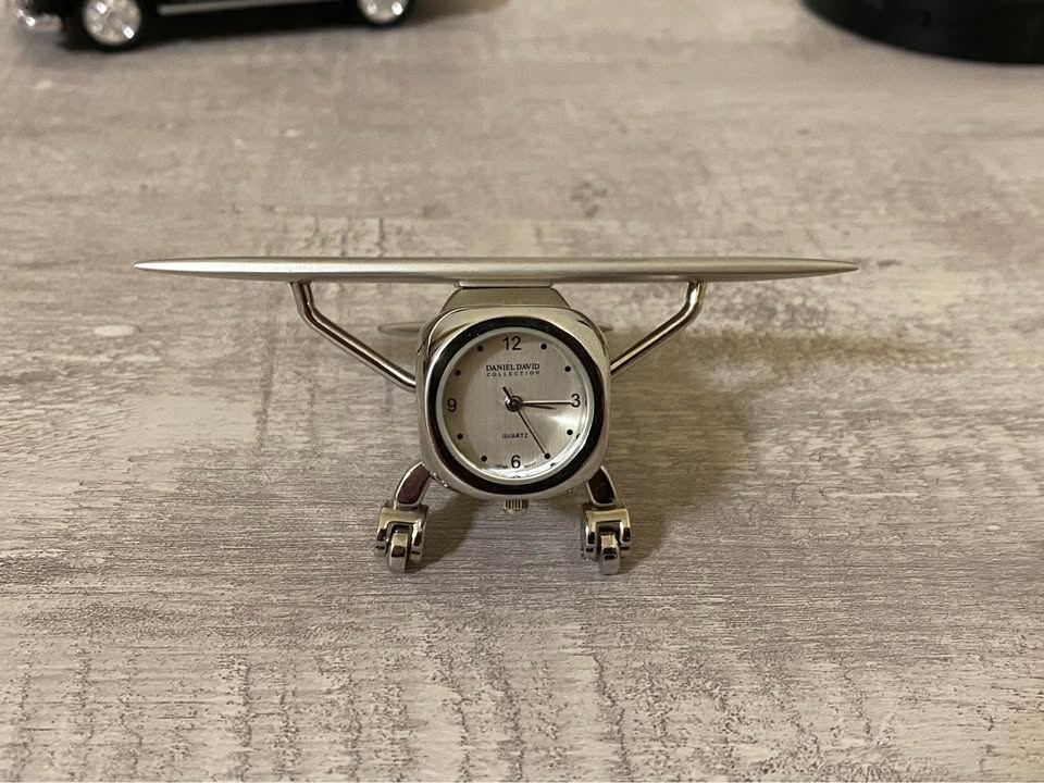 Aircraft Table Clock - photo 3