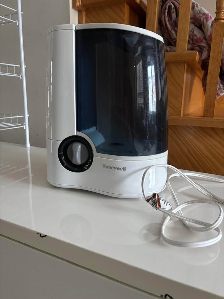 Honeywell Warm Humidifier - photo 3