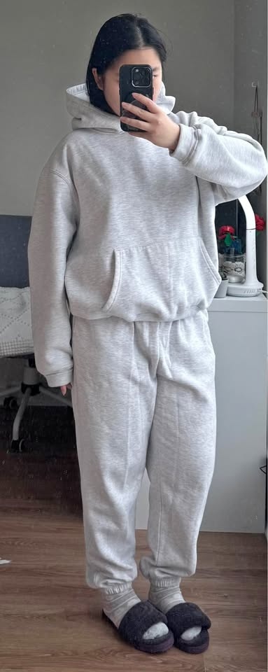 Grey Sweatsuit - Hoodie L, Pants M