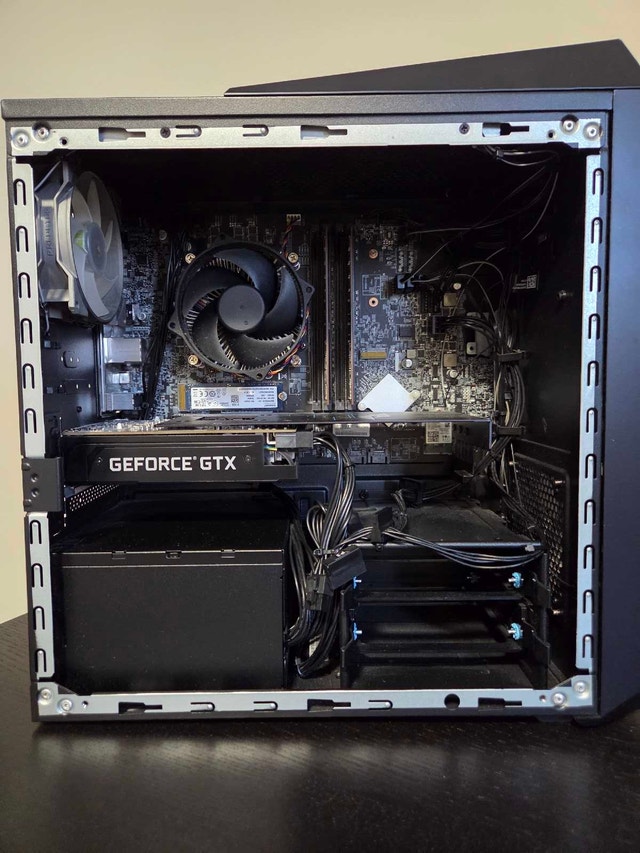 Gaming PC + 27” QHD 165Hz Monitor - photo 3