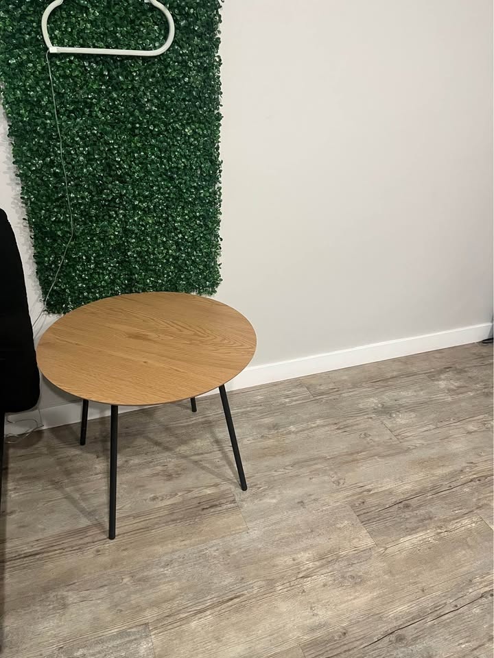 Wooden Round Side Table - photo 3