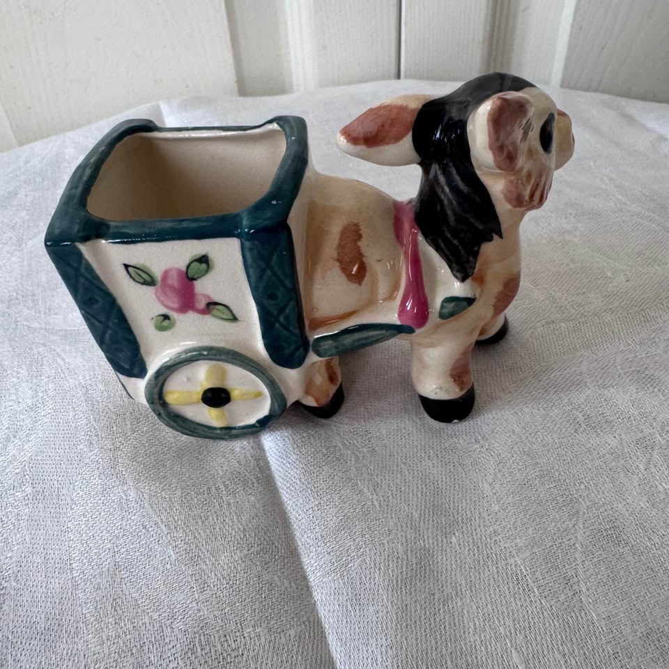 Vintage donkey and cart planter - photo 2