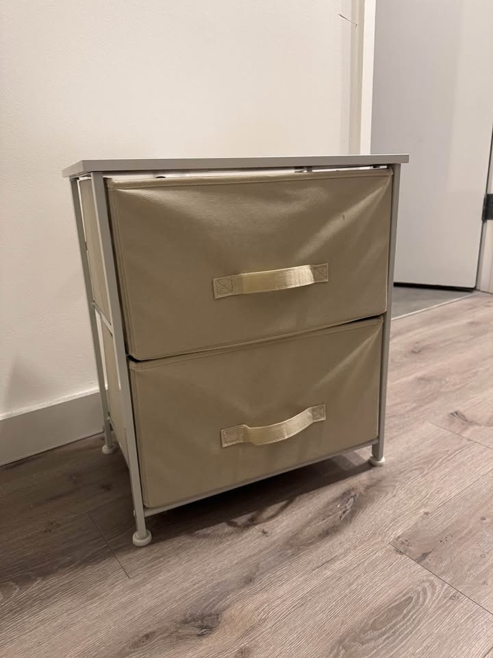 5 Fabric Storage Organizers & 2 Fabric Nightstands - photo 3