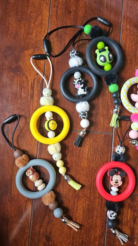 New beaded rearview mirror car charms! - photo 3