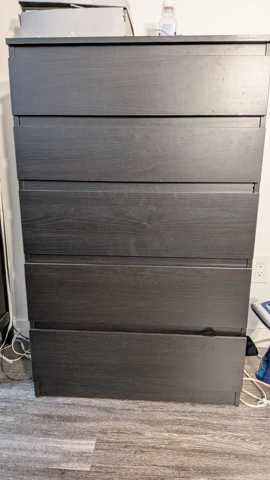 Ikea 5 drawer dresser - photo 5