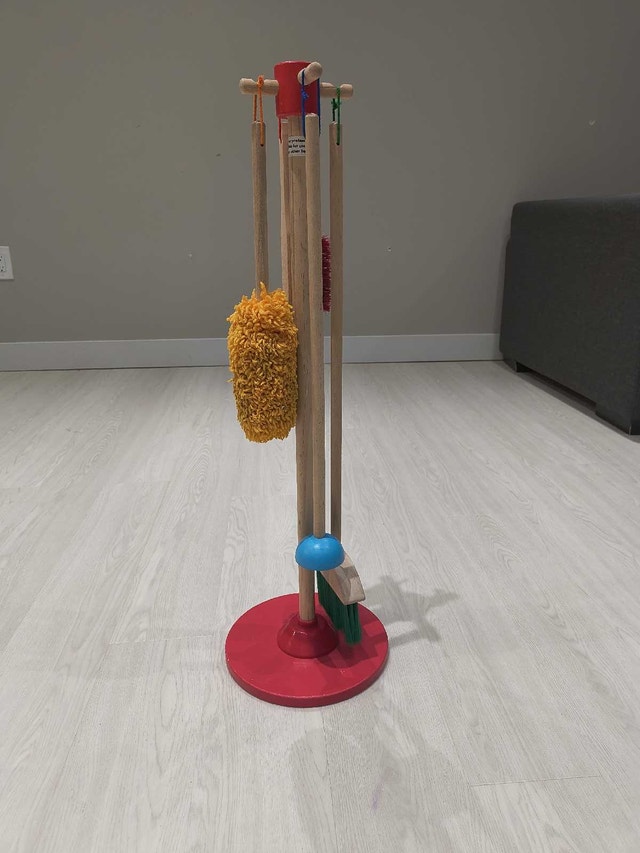 Melissa & Doug Cleaning Set - photo 2