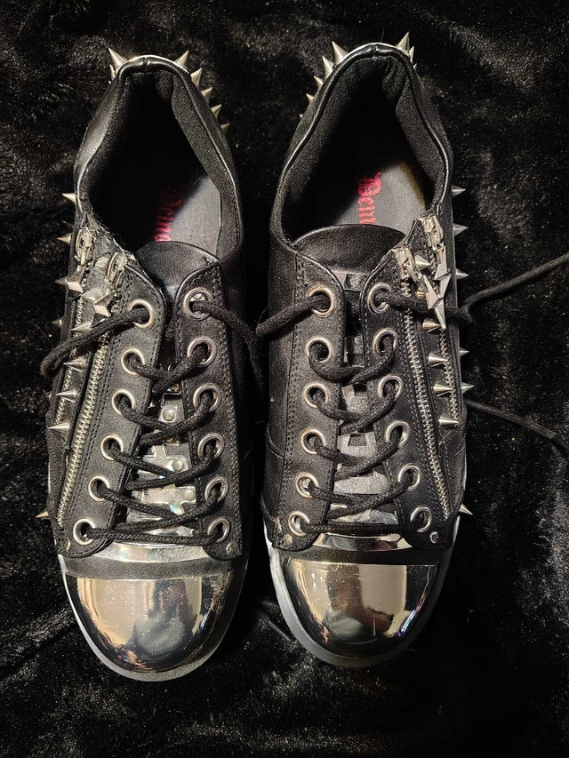 Demonia Gravedigger Men's Size 10
