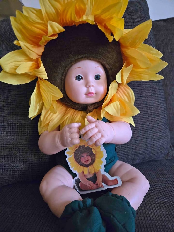 Anne Geddes Sunflower