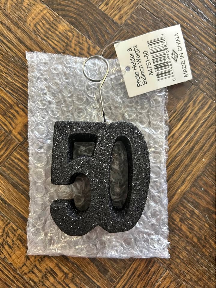 50 photo holder