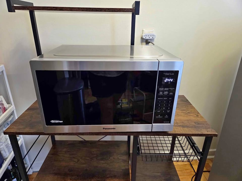 Panasonic Microwave - Genius Inverter, Stainless Steel