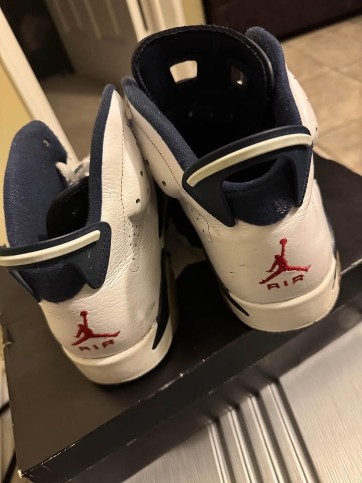 Jordan Olympic 6s sz 11 used but great condition - photo 2