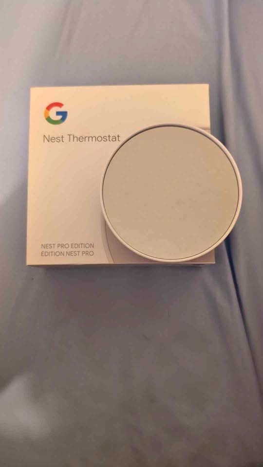 Google Nest Thermostat G4CVZ - Like New - Complete Box