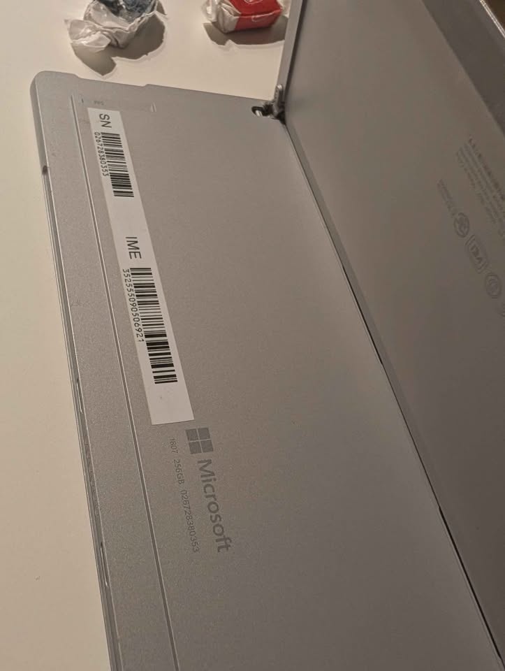 Microsoft Surface Pro - 8GB RAM, 256GB Storage 🧡 - photo 3