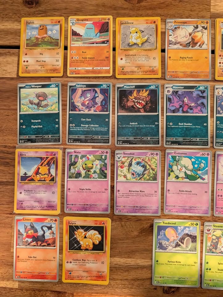 31 Pokemon Cards - photo 2