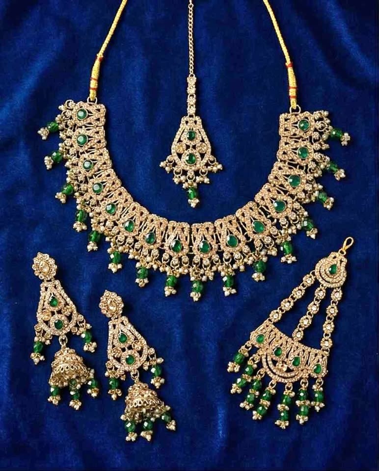 Royal Emerald Green Bridal Jewelry Set