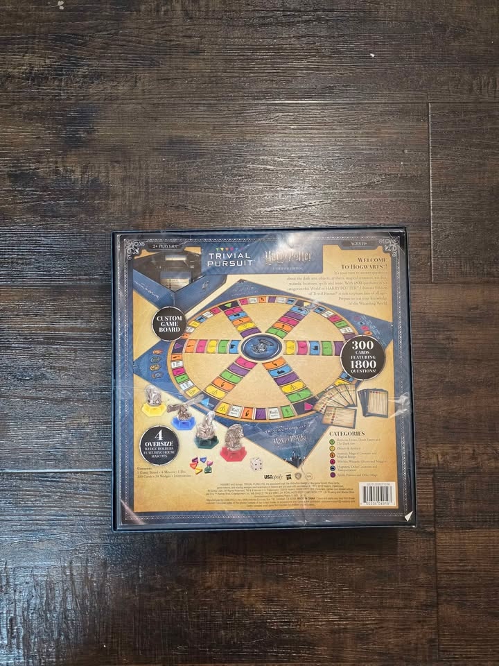 Trivial Pursuit: World of Harry Potter Ultimate Edition Board Ga - photo 3