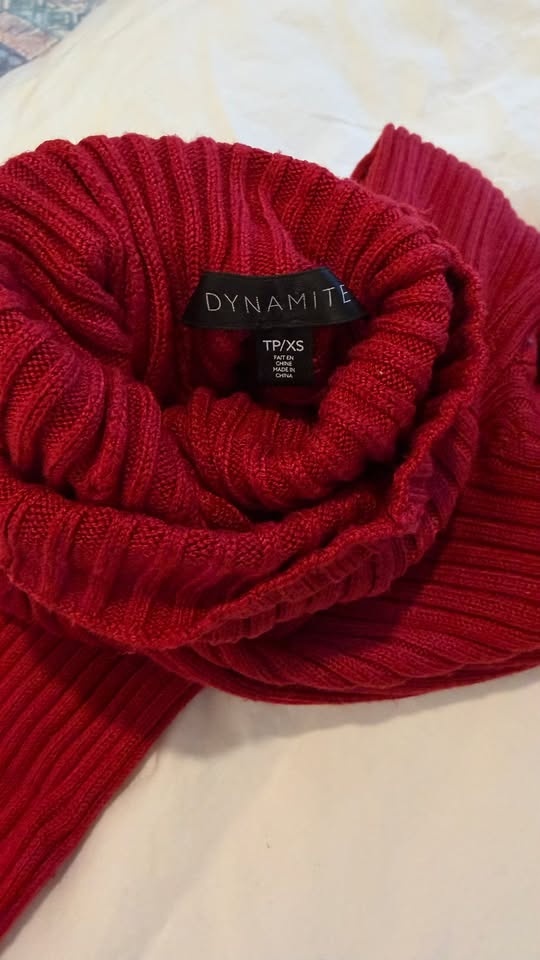Dynamite Full Sleeve Tops – XS – Black & Dark Red - photo 5