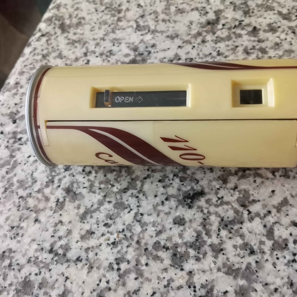 Vintage novelty pop can camera - photo 2
