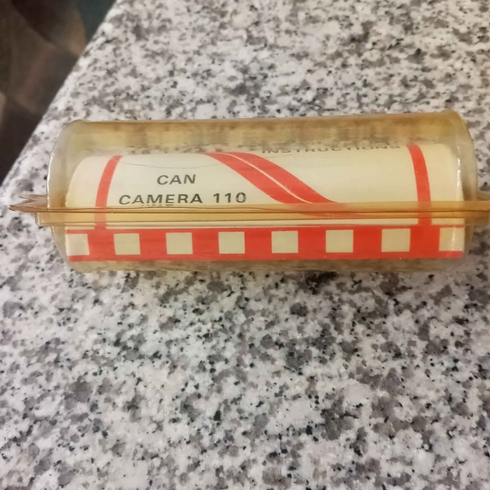 Vintage novelty pop can camera - photo 3
