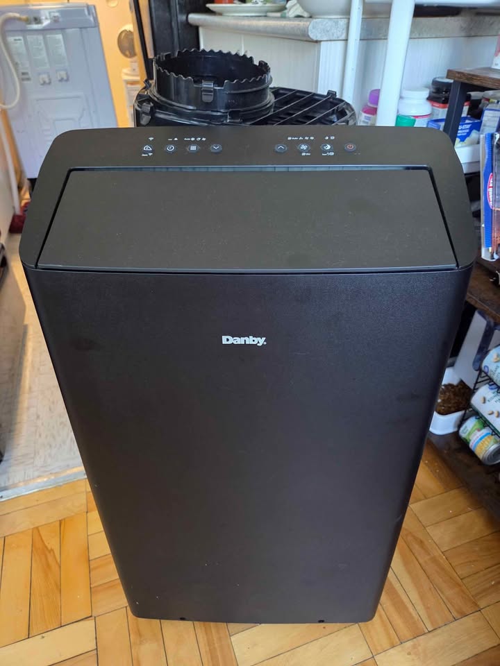 Danby 12,000 BTU Portable Smart AC