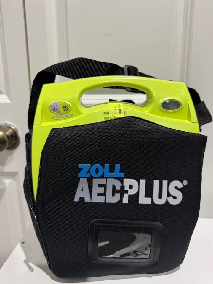 Zoll AED Plus Wall Cabinet With Key and Alarm - photo 5