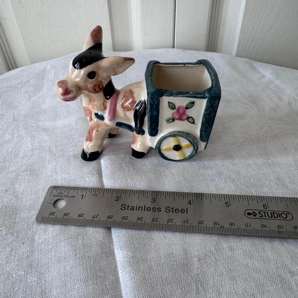 Vintage donkey and cart planter - photo 4