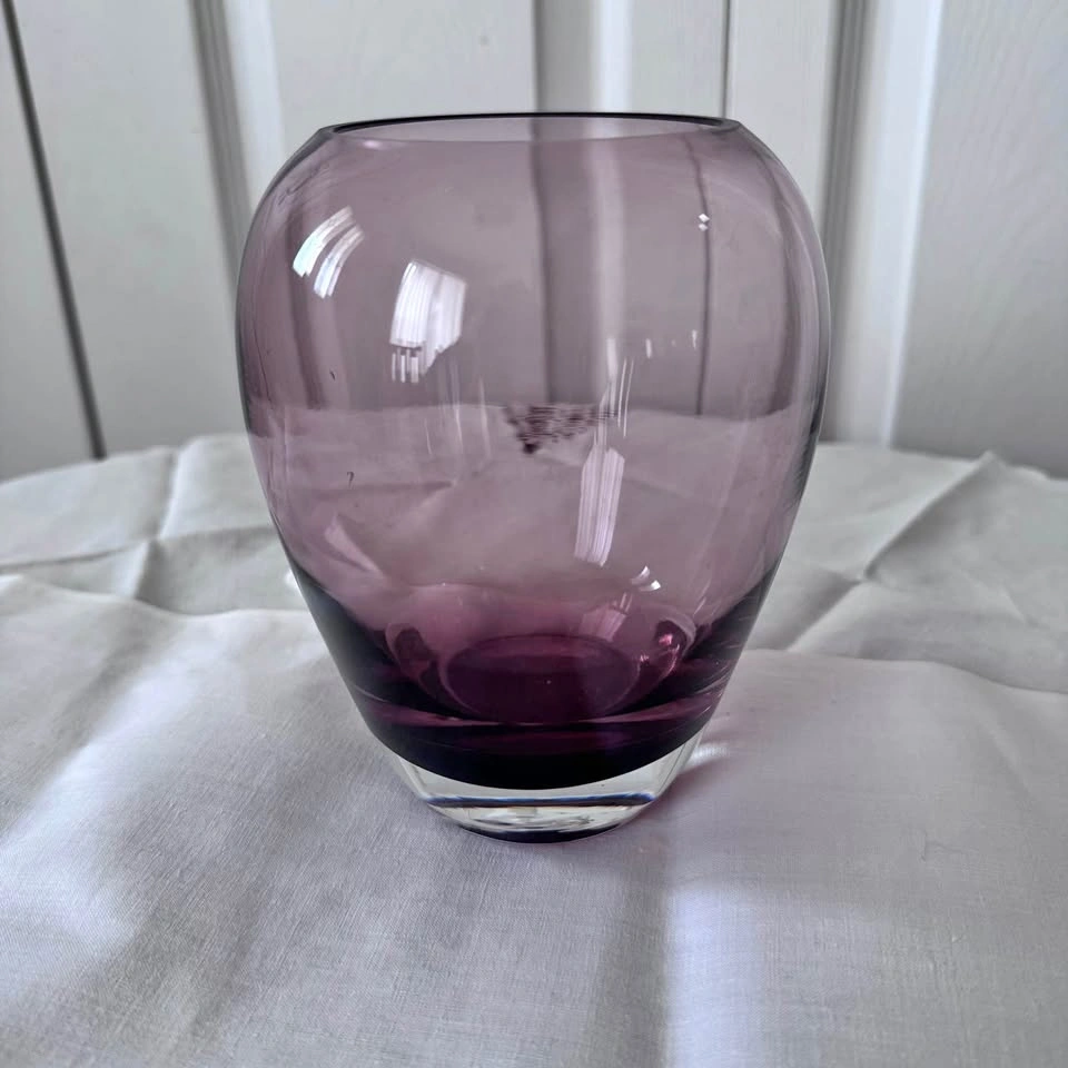 Vintage Amethyst Art Glass Vase