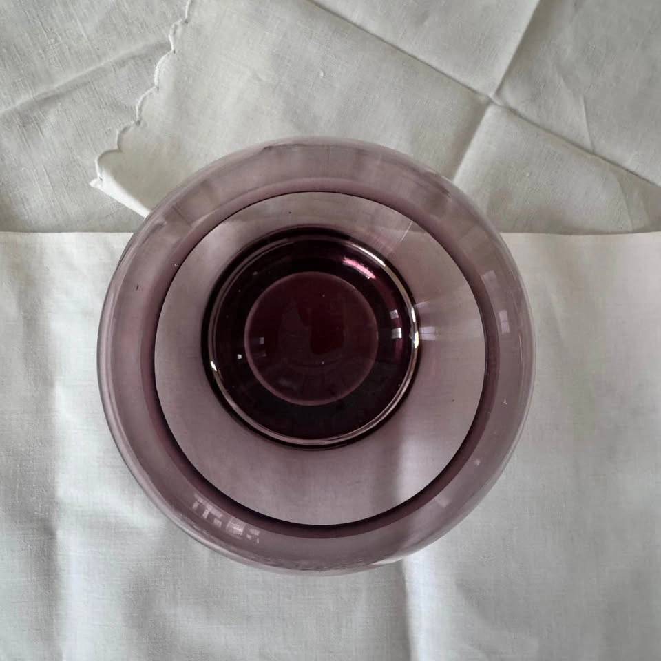 Vintage Amethyst Art Glass Vase - photo 2