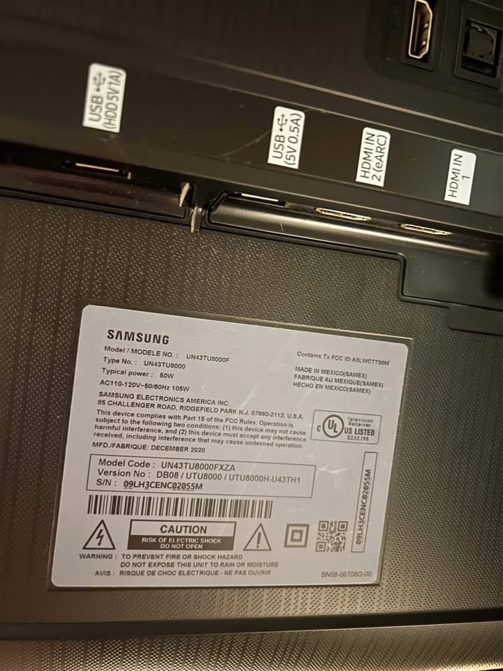 SAMSUNG 43-inch 4k UHD smart TV - photo 2