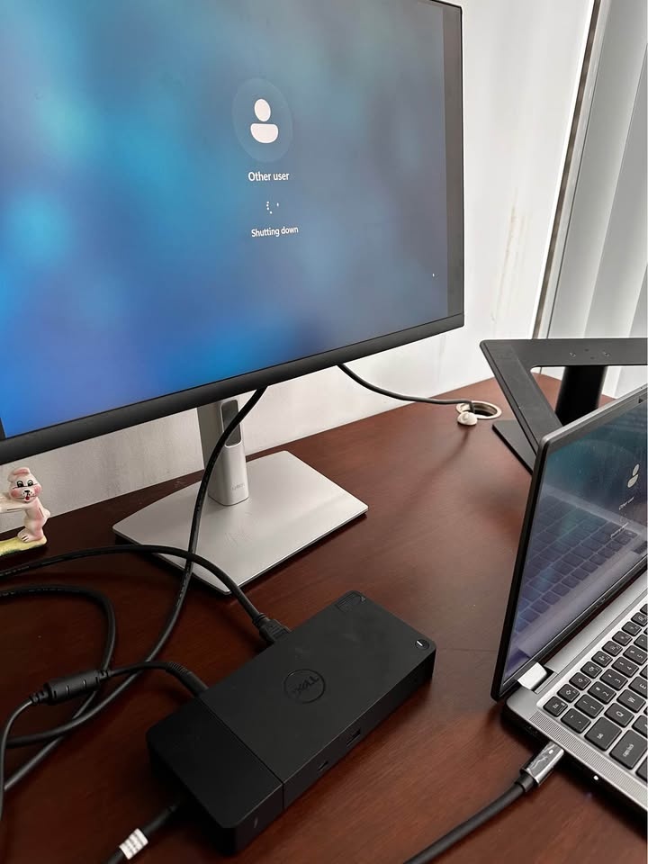 Dell WD19TB Thunderbolt Docking Station w/ 180W Adapter - photo 3