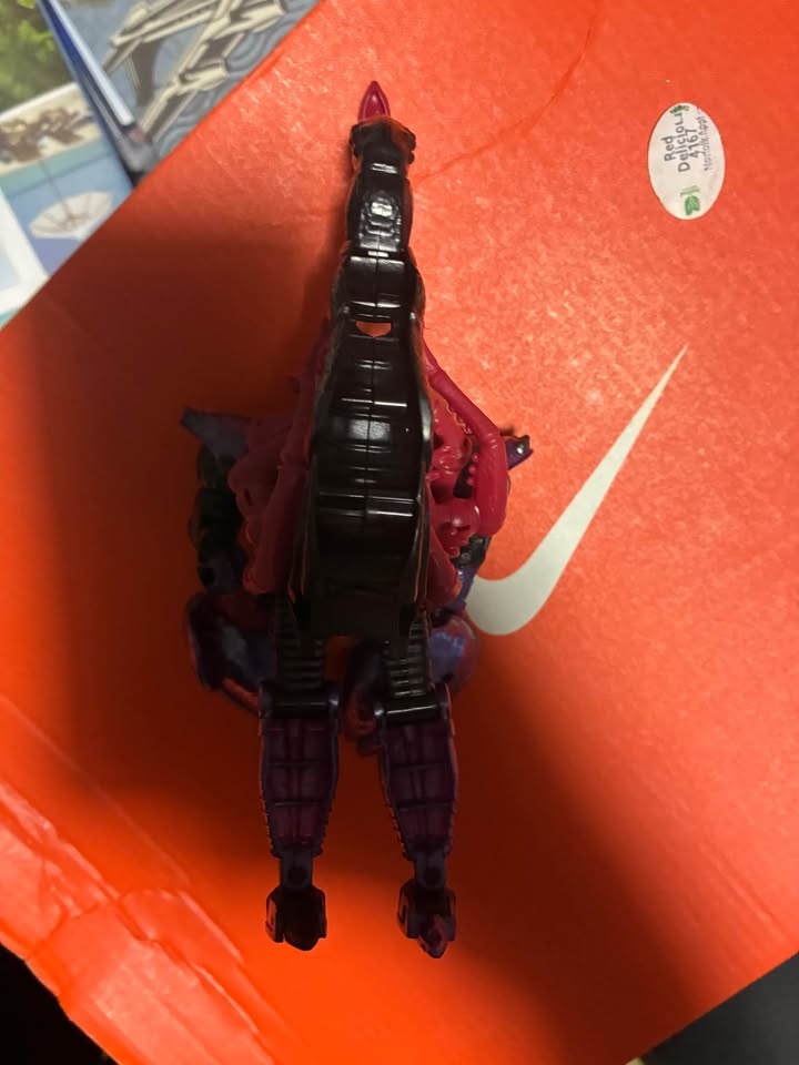 Predicon Scorponok Buzzworthy Bumblebee Creatures Collide - photo 2