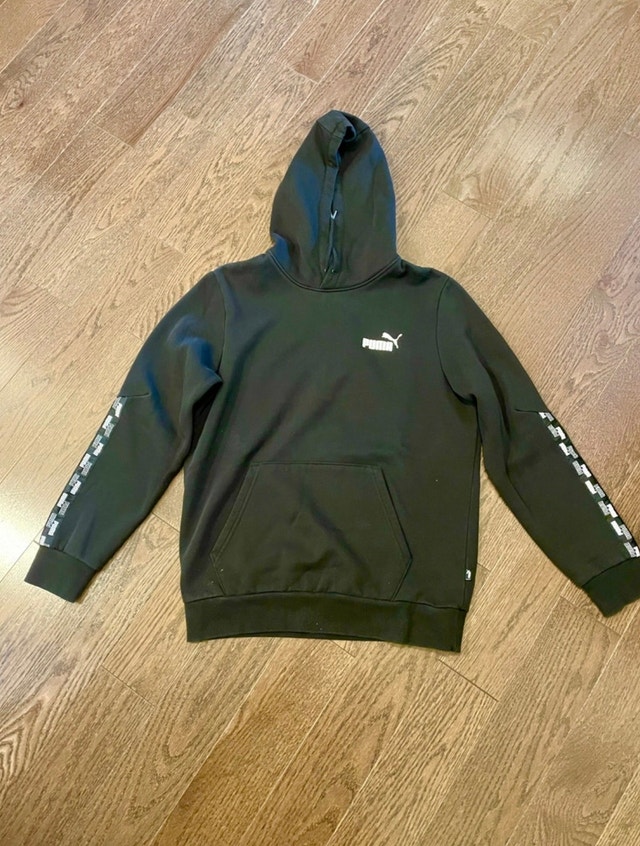 PUMA Men/Youth Hoodie - Size M