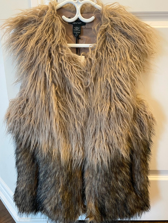 Zaria Faux Fur Vest - Size M - photo 4