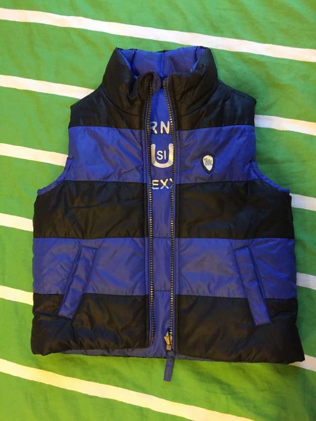 Baby MEXX reversible winter puff Vest, size 3-4 - photo 3